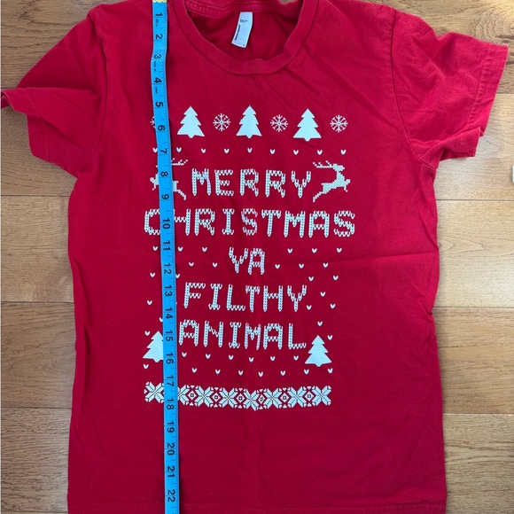 Red Merry Christmas Ya Filthy Animal T-Shirt - Picture 2 of 4